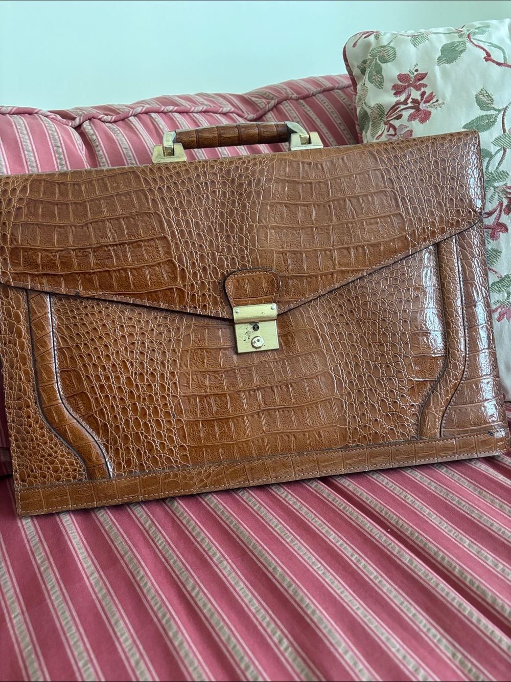 Brown Croc-Embossed Leather Briefcase - Unbranded